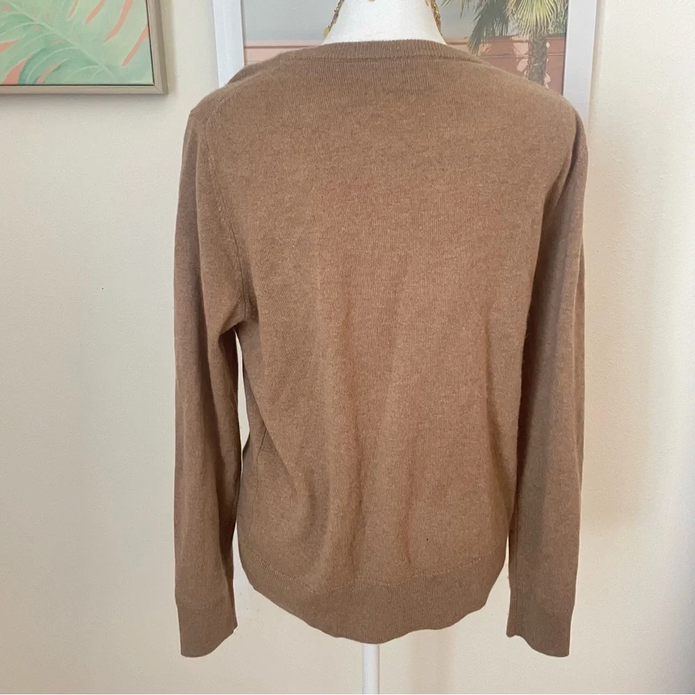 Quince 100% Mongolian Cashmere Crewneck Sweater in Camel Size Medium - Picture 8 of 8